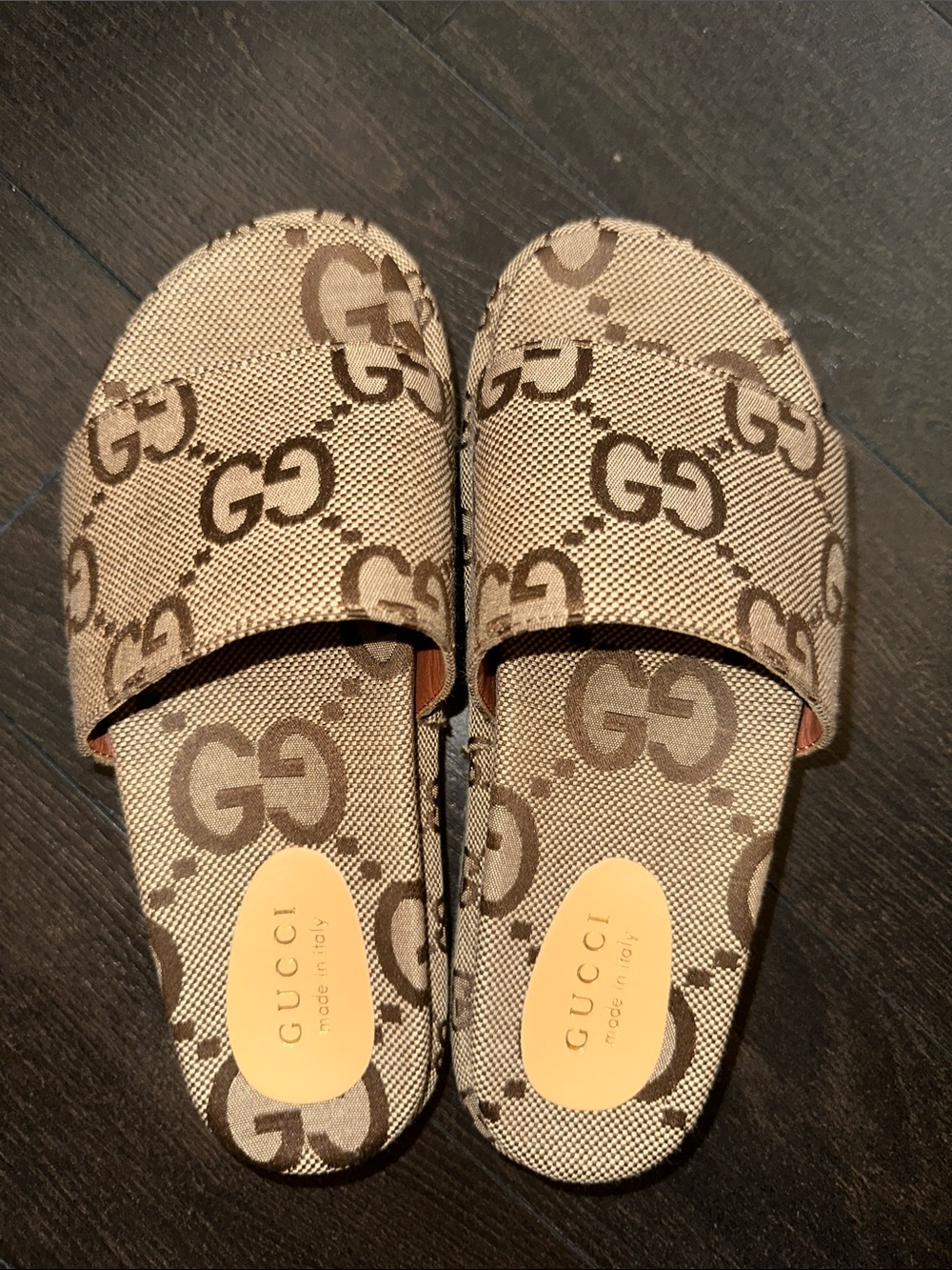 Like new Brown Beige GG Monogram Slide Sandals - Picture 5 of 6